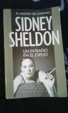 Un Extraño en El Espejo. Sidney Sheldon