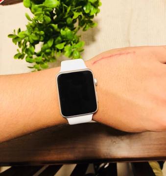 Apple Watch 42 Mm con Caja Y Mallas