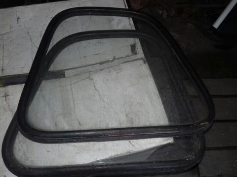 Renault 4 antiguos vidrios traseros