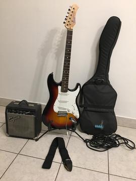 Guitarra Stratocaster +Ampli Squier Kit