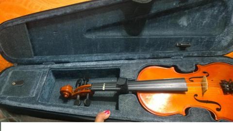 Vendo hermoso violin de estudio