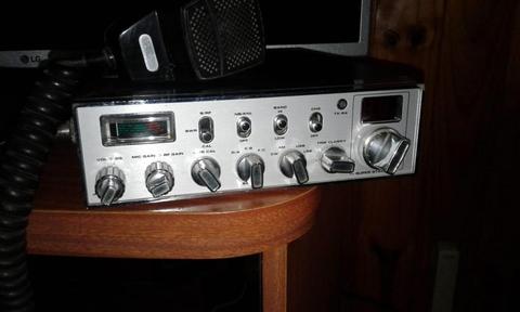 Equipo de radio fuente amplificador