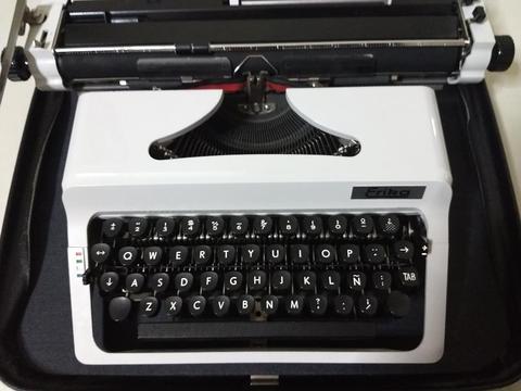 Maquina de Escribir Erika