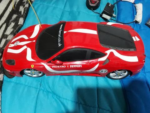 Vendo Auto Gigante a Radio Control