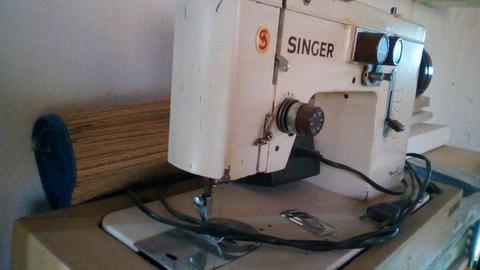 Vendo Maquina de Coser