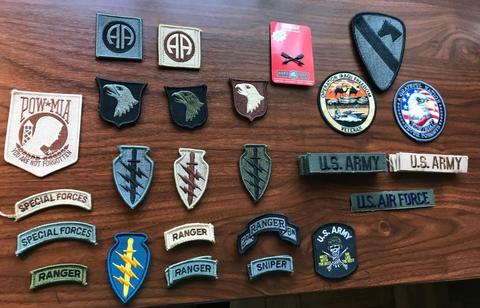 PACHES /INSIGNIAS Vanguard