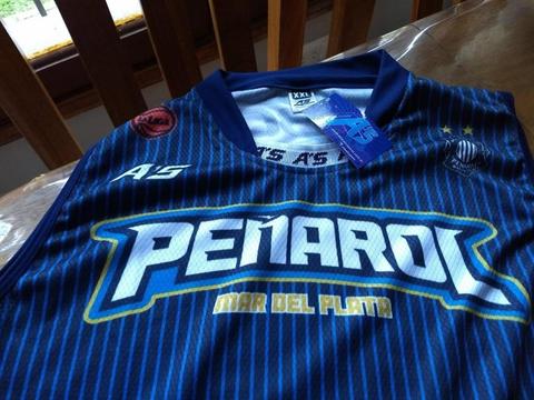 Hermosa Camiseta Peñarol Nueva Basquet Basquet