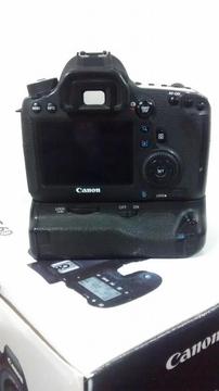 Camara Reflex Canon 6d Wg Body Grip Sd 128 Gb 2 Baterias Originales