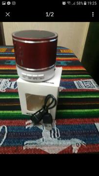 Mini Parlante con Luces