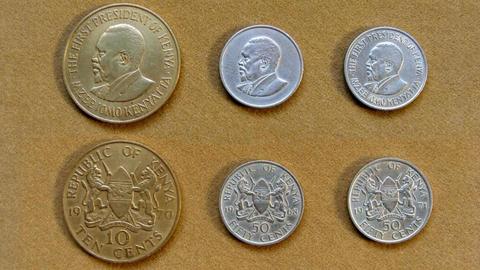 Monedas de 10 y 50 cent de Kenya 19681971