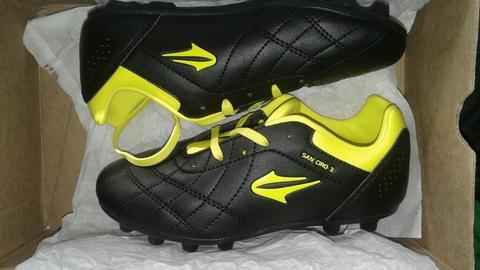 Vendo Botines a Extrenar Talle 31