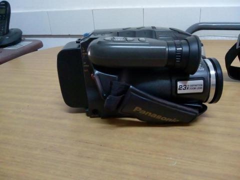 CAMARA FILMADORA VHS PANASONIC $1800
