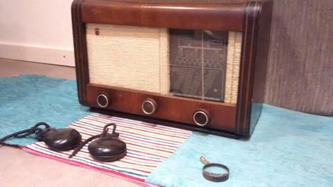 Radio Phillips Española, antigüa, de los 50, a válvulas