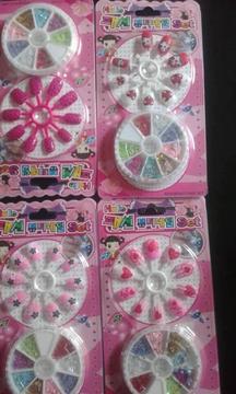 SET DE UÑAS NIÑAS