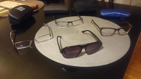 Vendo 4 Anteojos con Aumentos