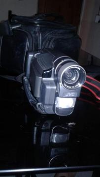 Vendo Filmadora JVC Compact Vhs Completa $3.200