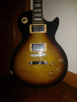Guitarra eléctrica Midland modelo Les Paul