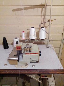 Vendo. Maquina Overlok 3 Hilos
