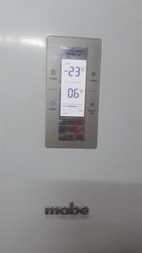 Heladera con Freezer Digital Nofrost