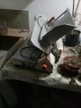 Vendo Cortadora de Fiambre Grande