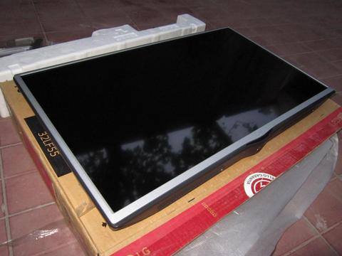 LED TV LG 32” EN CAJA, NADA DE USO Modelo nuevo