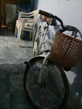 Vendo Hermosa Bici Reforzada de Mujer