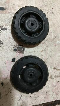 2 Ruedas para Valija 9 Cms de Diametro