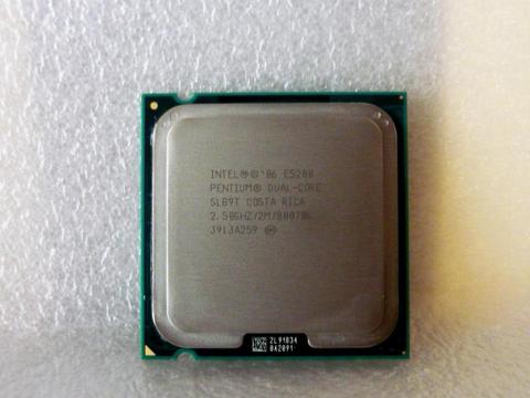 Micro Intel Dual Core E5200 Socket 775