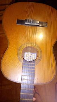 Vendo Guitarra Marca Chaves