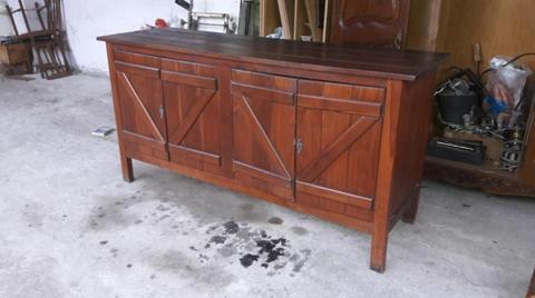 TRINCHANTE MACIZO EN VIRARO SIMIL ALGARROBO ... 2 MT ANCHO X 1 MT ALTO X 0.60 FONDO .. 7000$