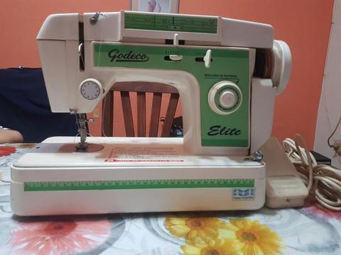 Maquina de Coser Profecional