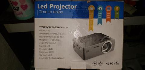 Vendo Mini Proyector