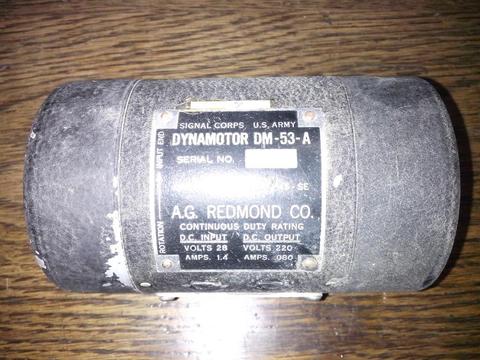 Antiguo Dinamotor made in USA, entrada a baterías de Camiones,casillas 24 Volts, salida 220 V 1590 $