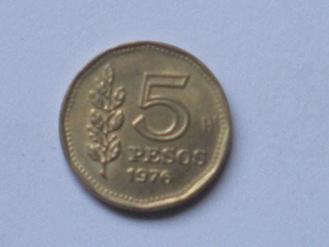 Lote de 2 monedas 5 pesos ley 18.188 1976