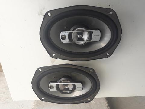 Vendo Parlantes Triaxiales Philips