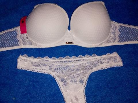 Conjunto de Encaje Talle 110
