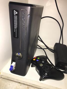 Xbox 360 Slim 4Gb