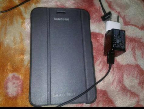 Tablet 7' Samsung con Funda Y Cargador