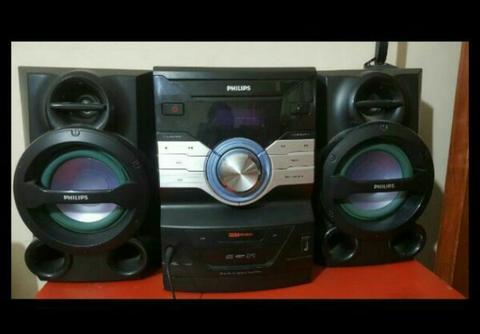 Vendo Equipo de Musica Philips Impecable