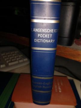 Langenscheidt's Russian English Dictionary Pocket