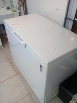 Vendo Freezer Aro 300 Litros