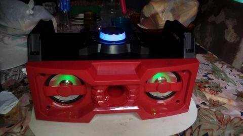 Parlante Portatil con Bluetooth